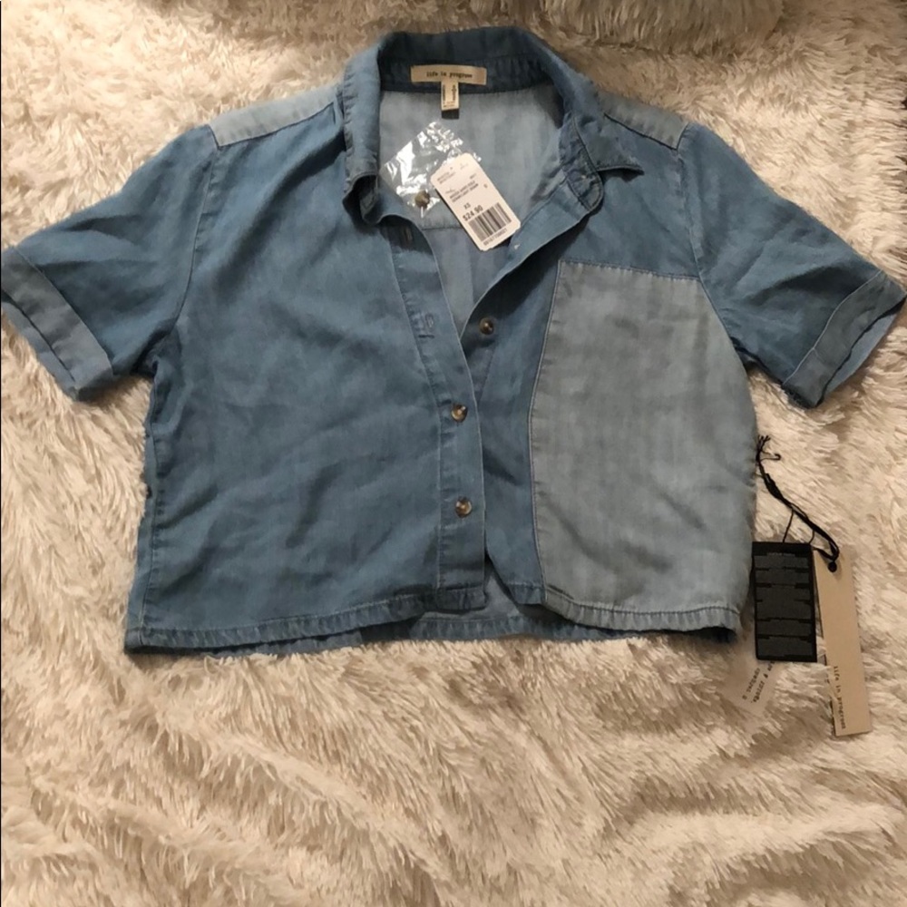 Forever 21 contemporary two tone denim crop blouse